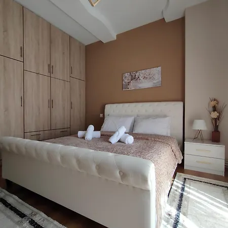 Crestio Διαμέρισμα *