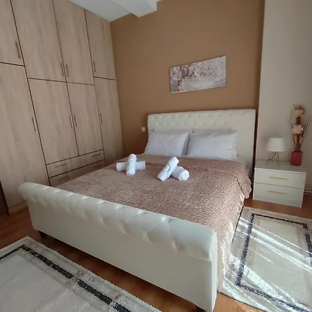 Διαμέρισμα Crestio *