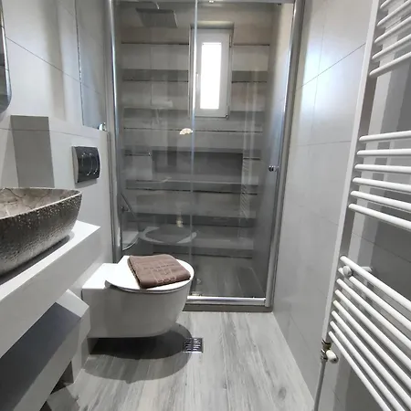 Crestio * Καστοριά