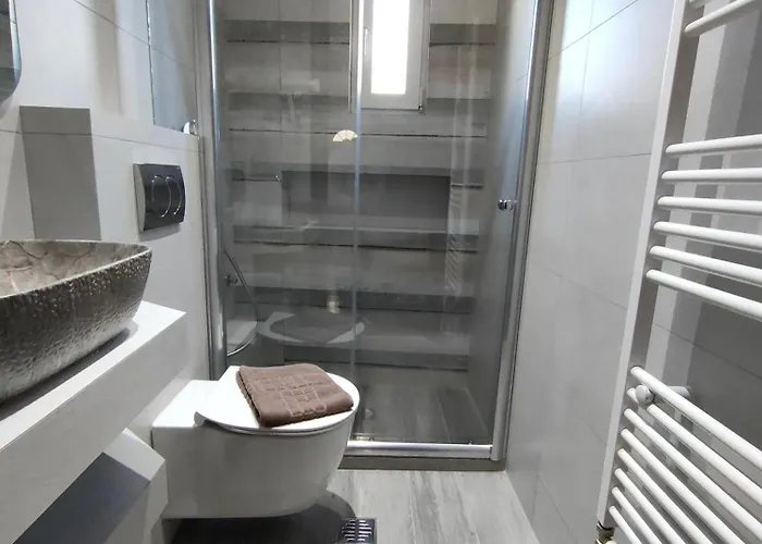 Crestio * קסטוריה